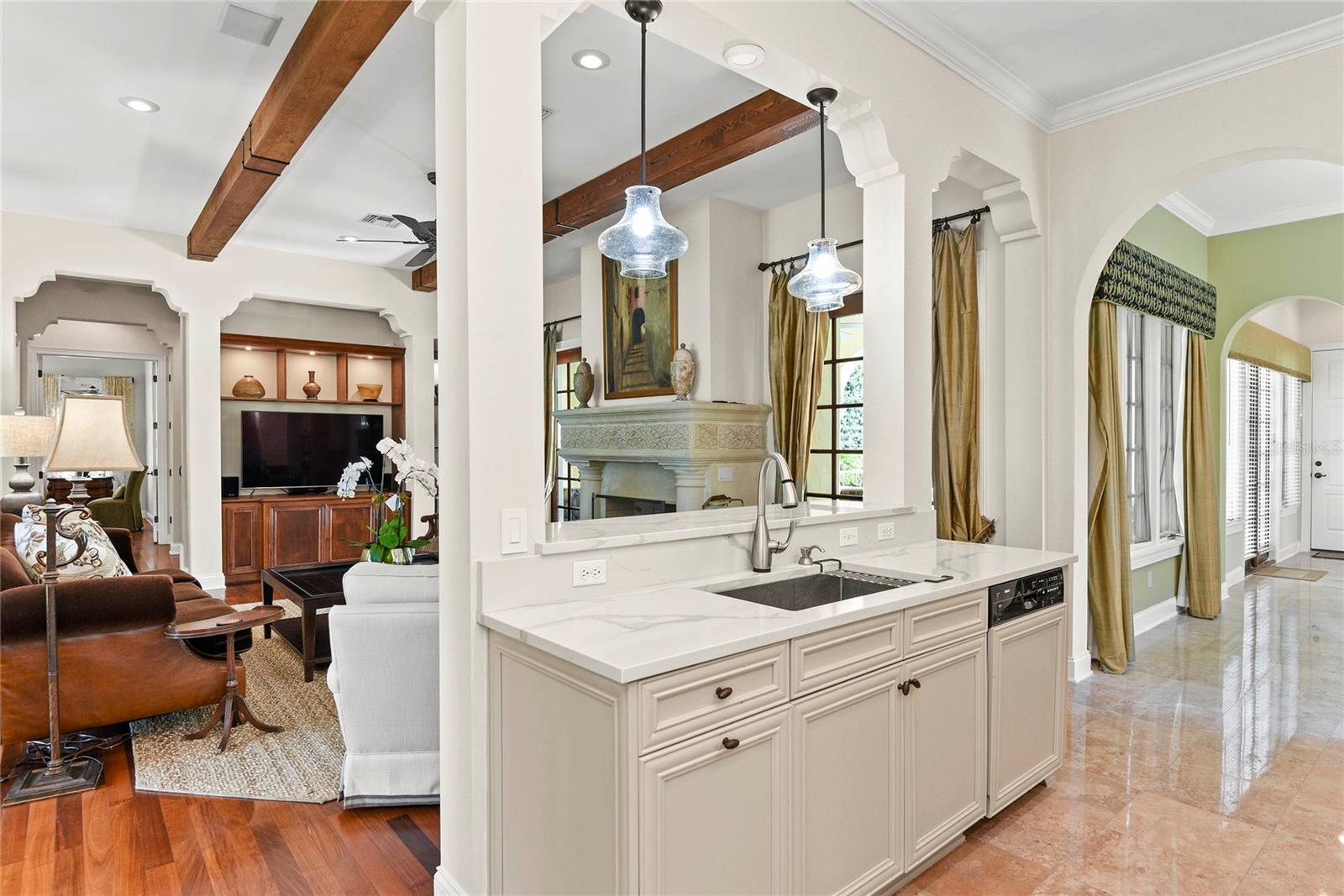 FOREST HILLS - Residential