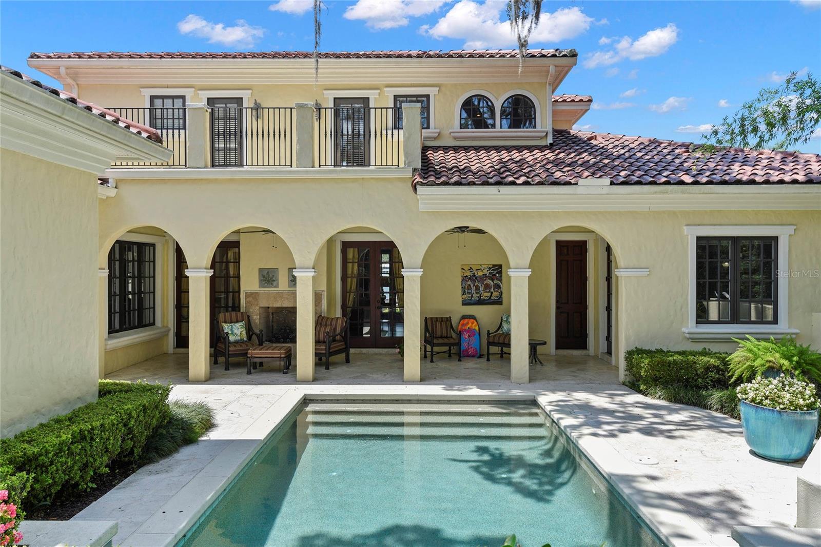 FOREST HILLS - Residential