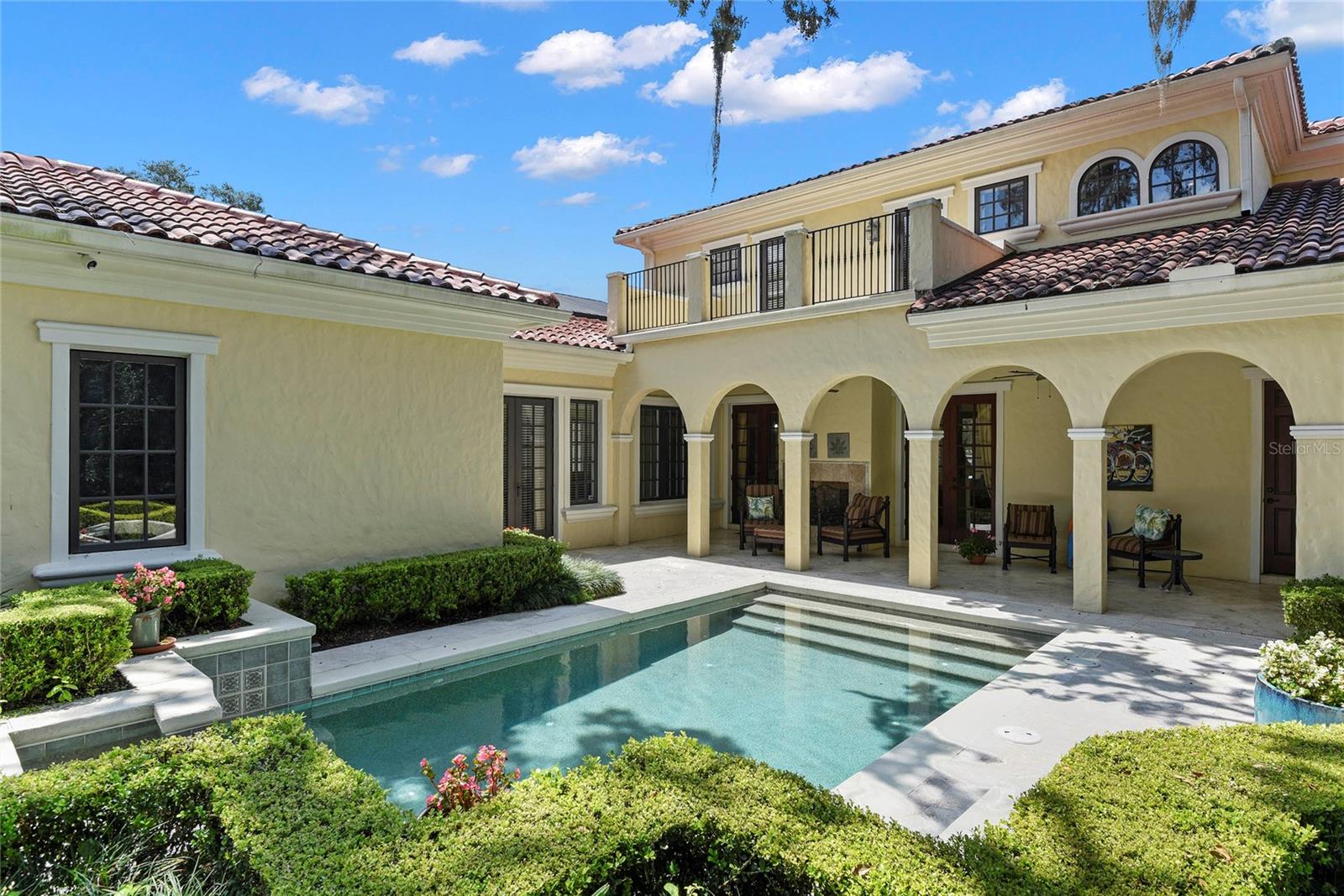 FOREST HILLS - Residential