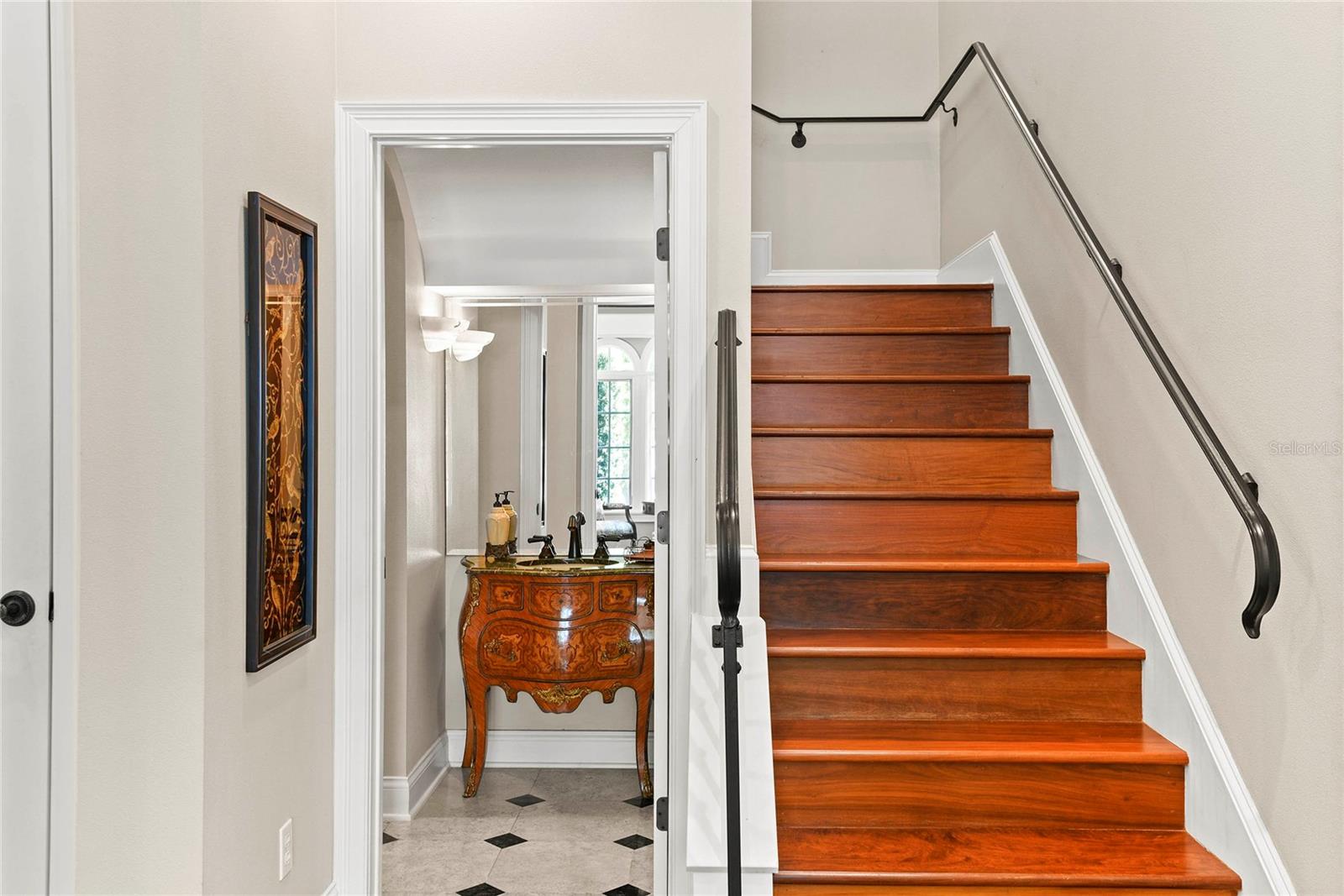 FOREST HILLS - Residential