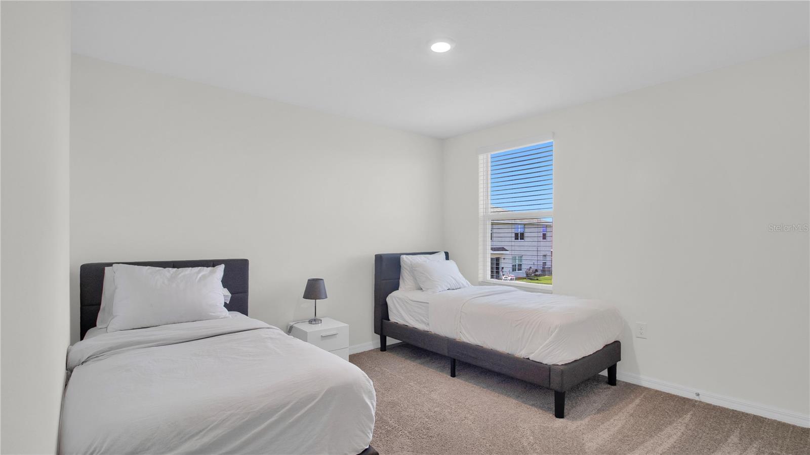 CREEK PRESERVE PH 1 6-8 - Residential Lease