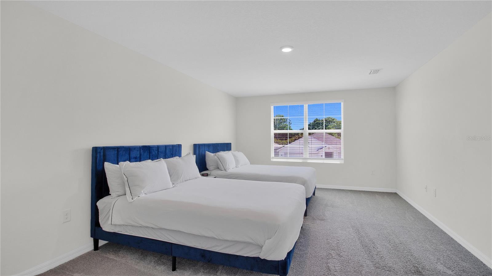 CREEK PRESERVE PH 1 6-8 - Residential Lease