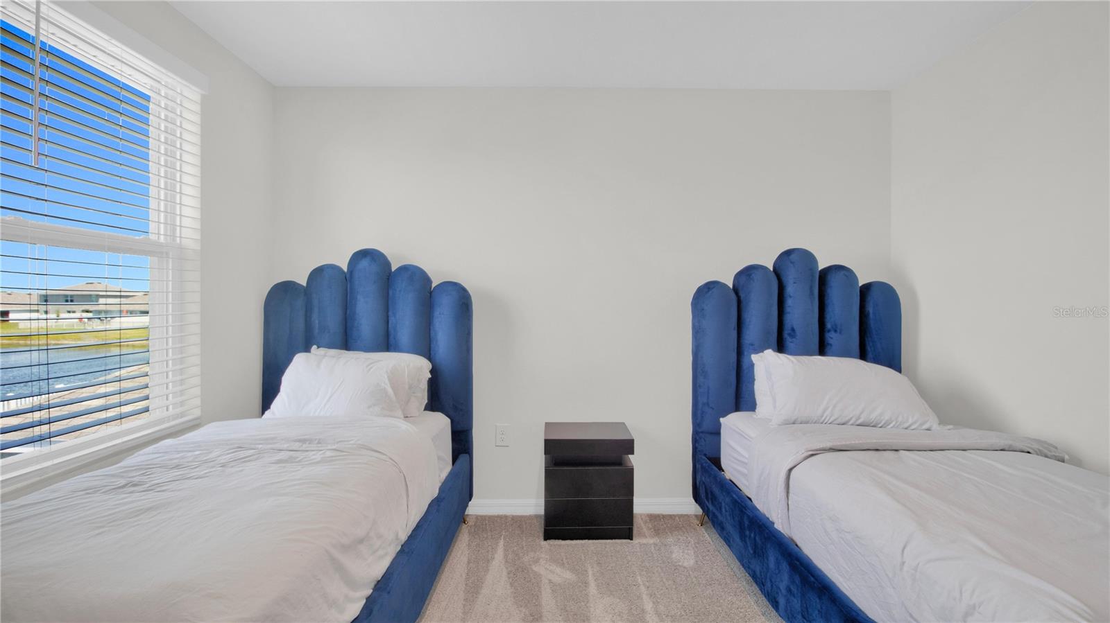 CREEK PRESERVE PH 1 6-8 - Residential Lease