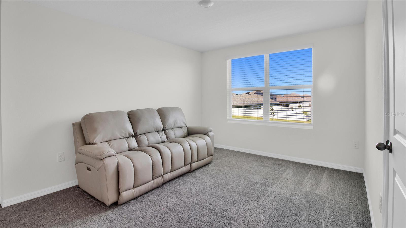 CREEK PRESERVE PH 1 6-8 - Residential Lease