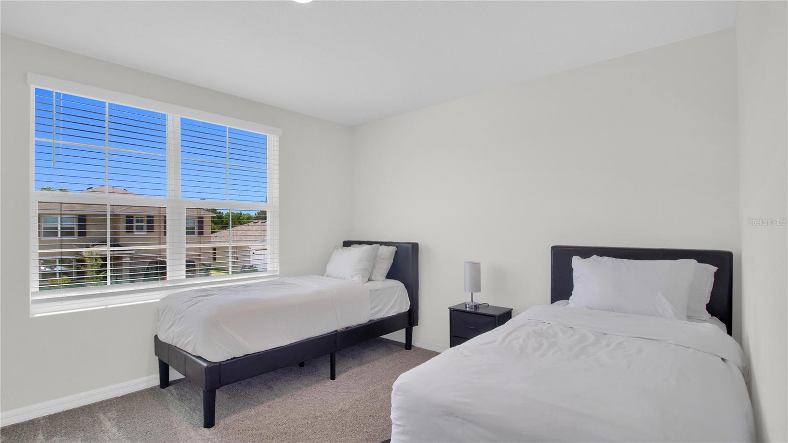 CREEK PRESERVE PH 1 6-8 - Residential Lease