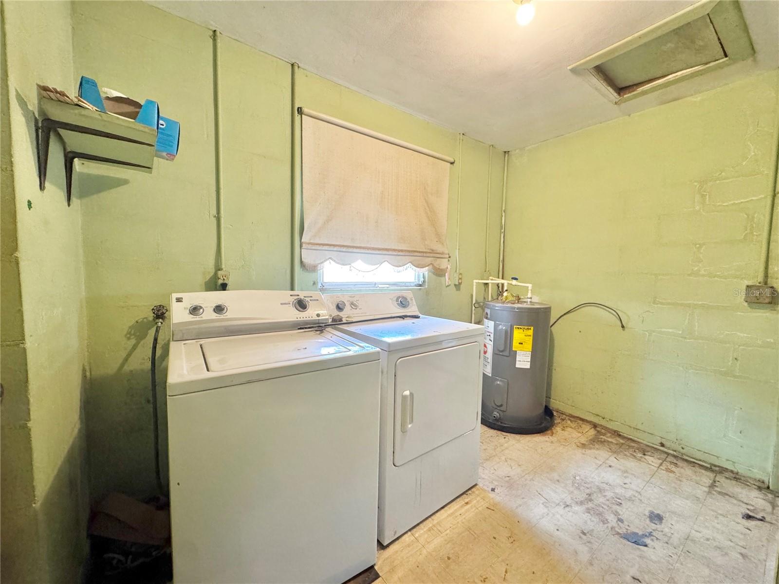 GARDEN GROVE - Residential