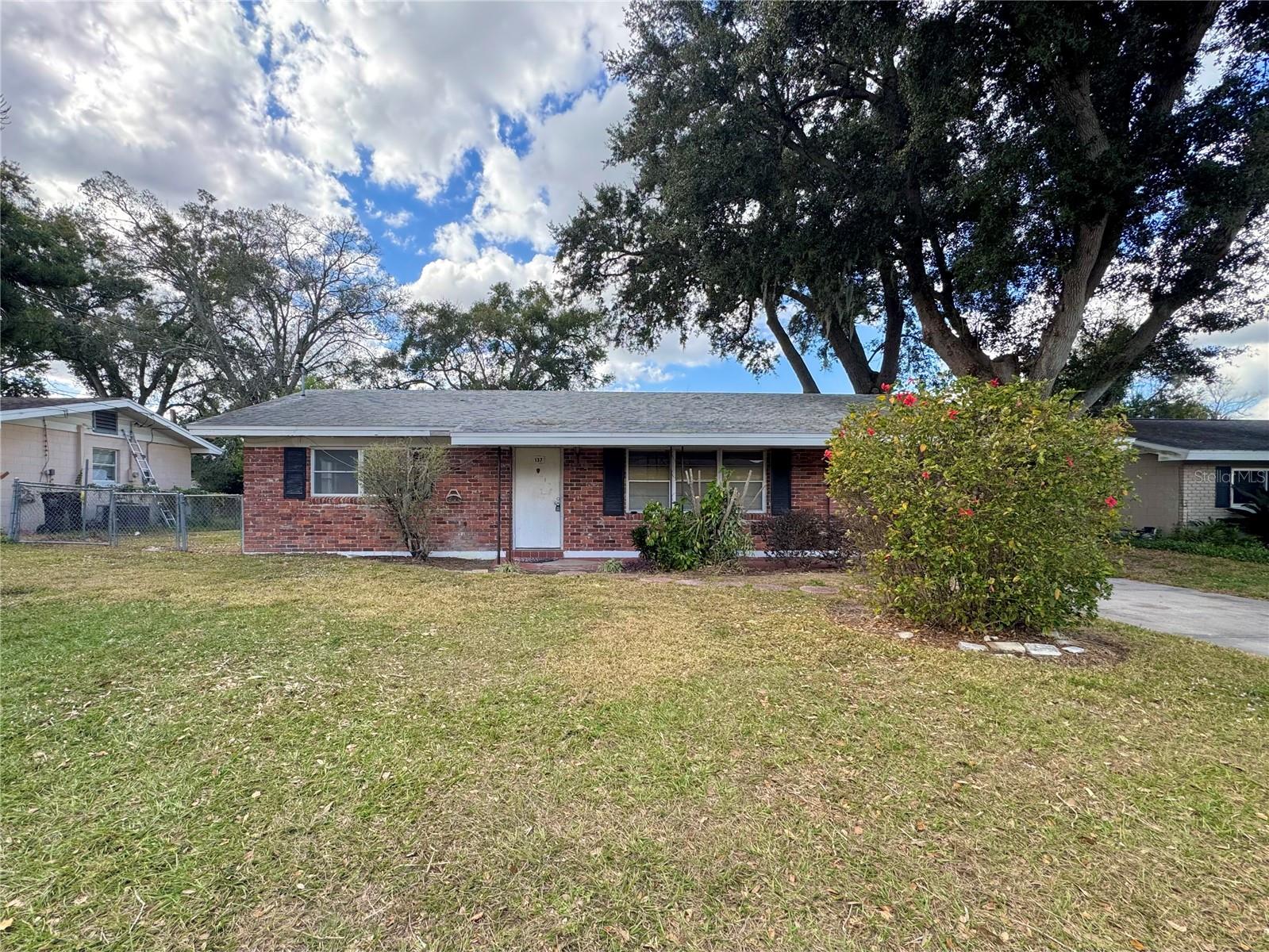 GARDEN GROVE - Residential