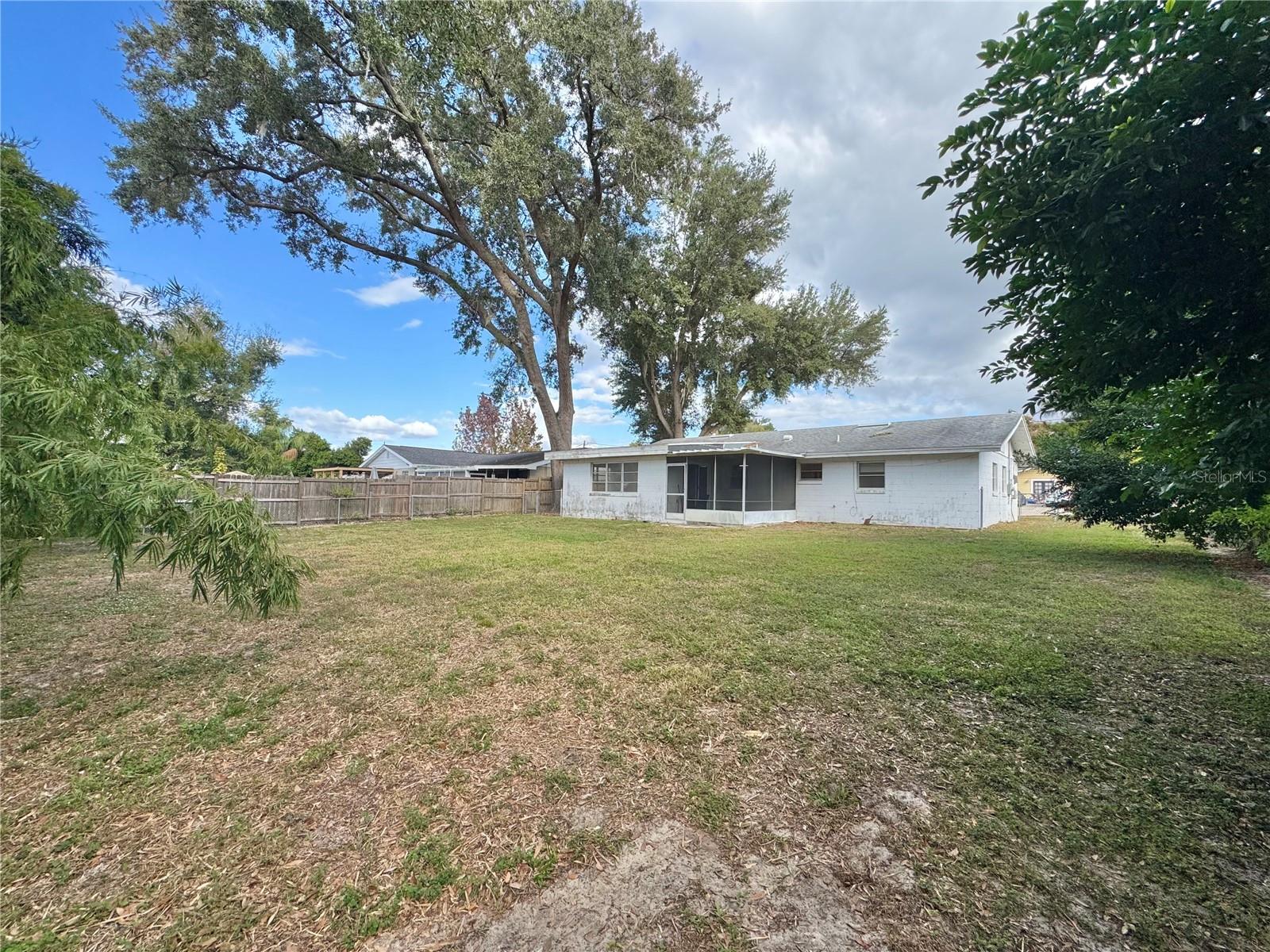 GARDEN GROVE - Residential