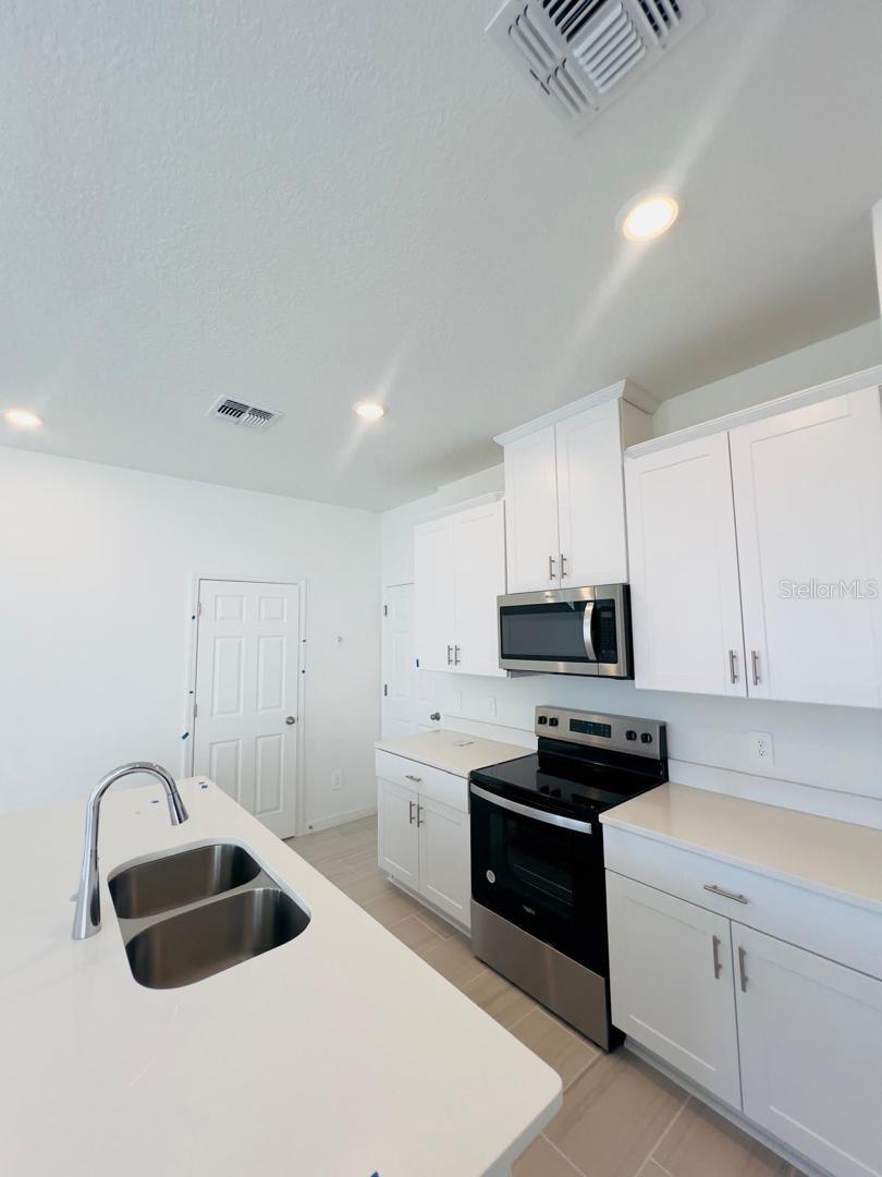 EDGEWATER ED-4 LT 1 REP - Residential Lease