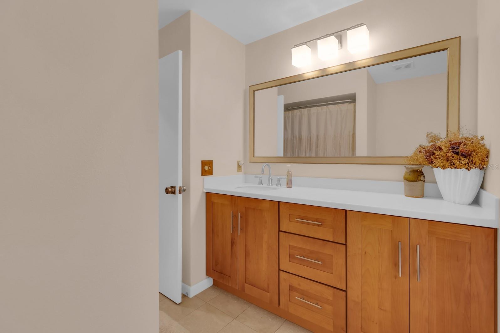 SWEETWATER OAKS - Residential