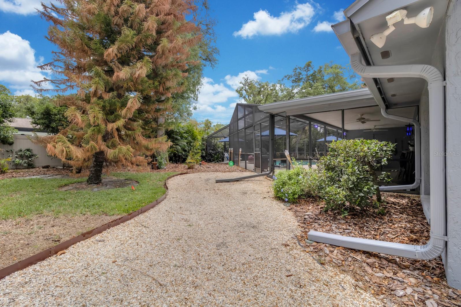 SWEETWATER OAKS - Residential