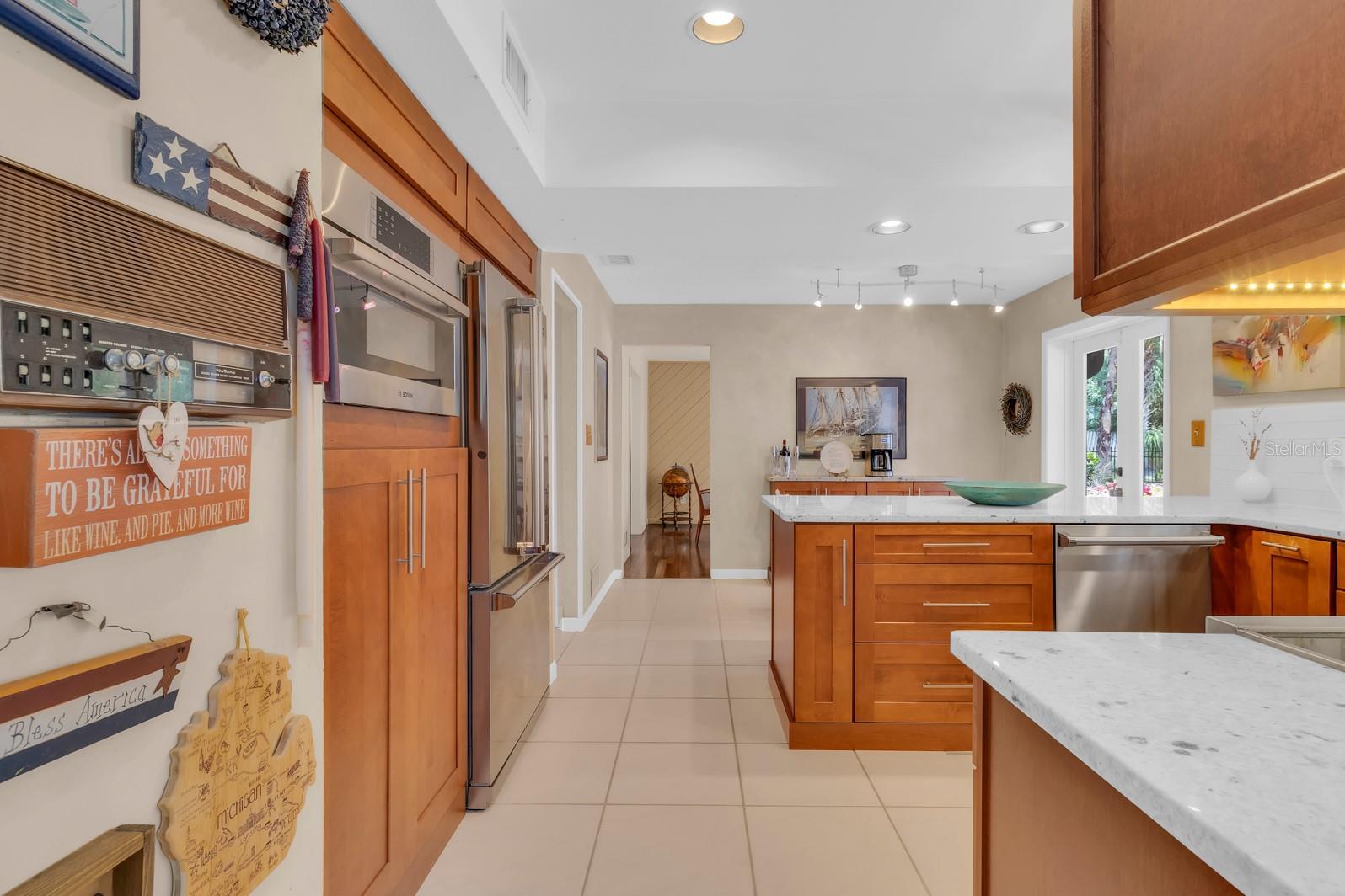 SWEETWATER OAKS - Residential