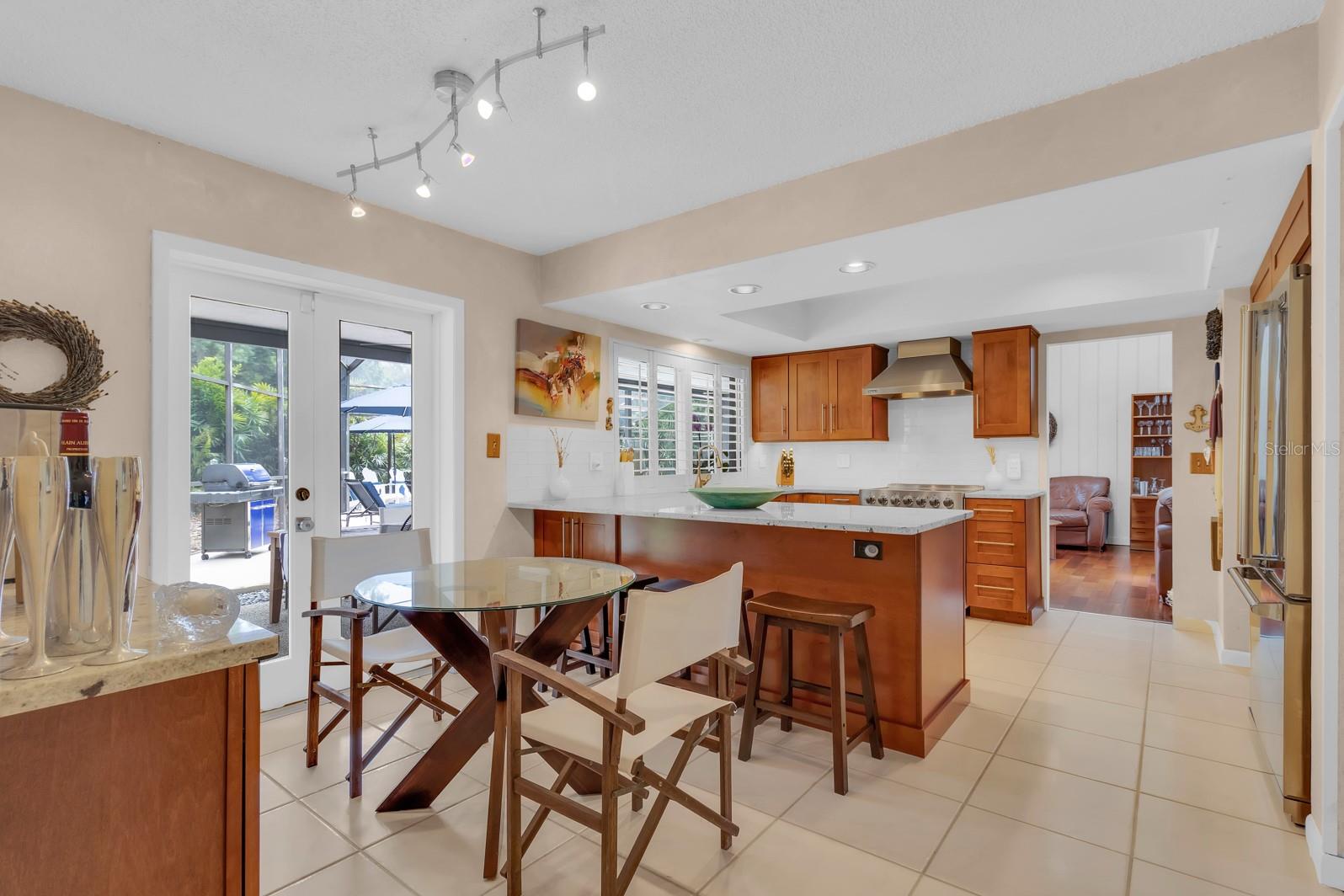 SWEETWATER OAKS - Residential