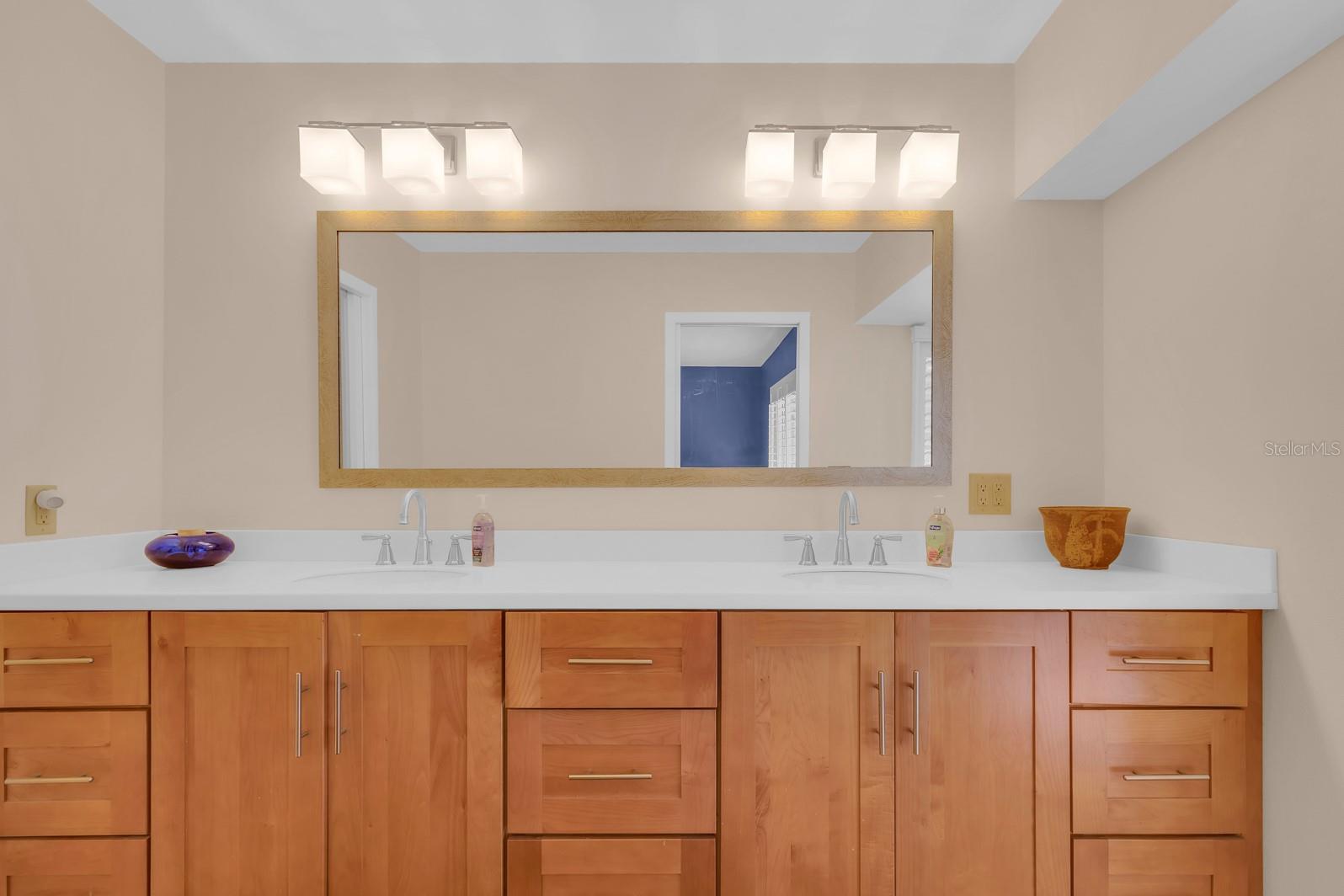 SWEETWATER OAKS - Residential