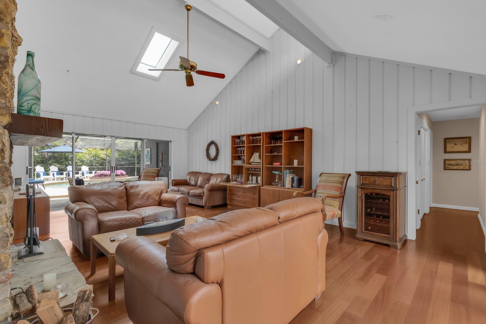 SWEETWATER OAKS - Residential