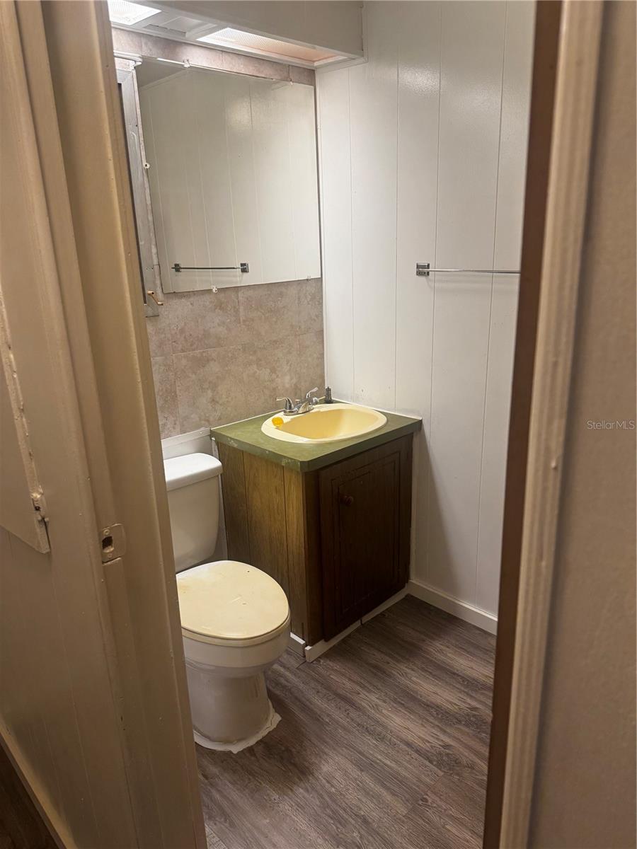 ACREAGE & UNREC - Residential