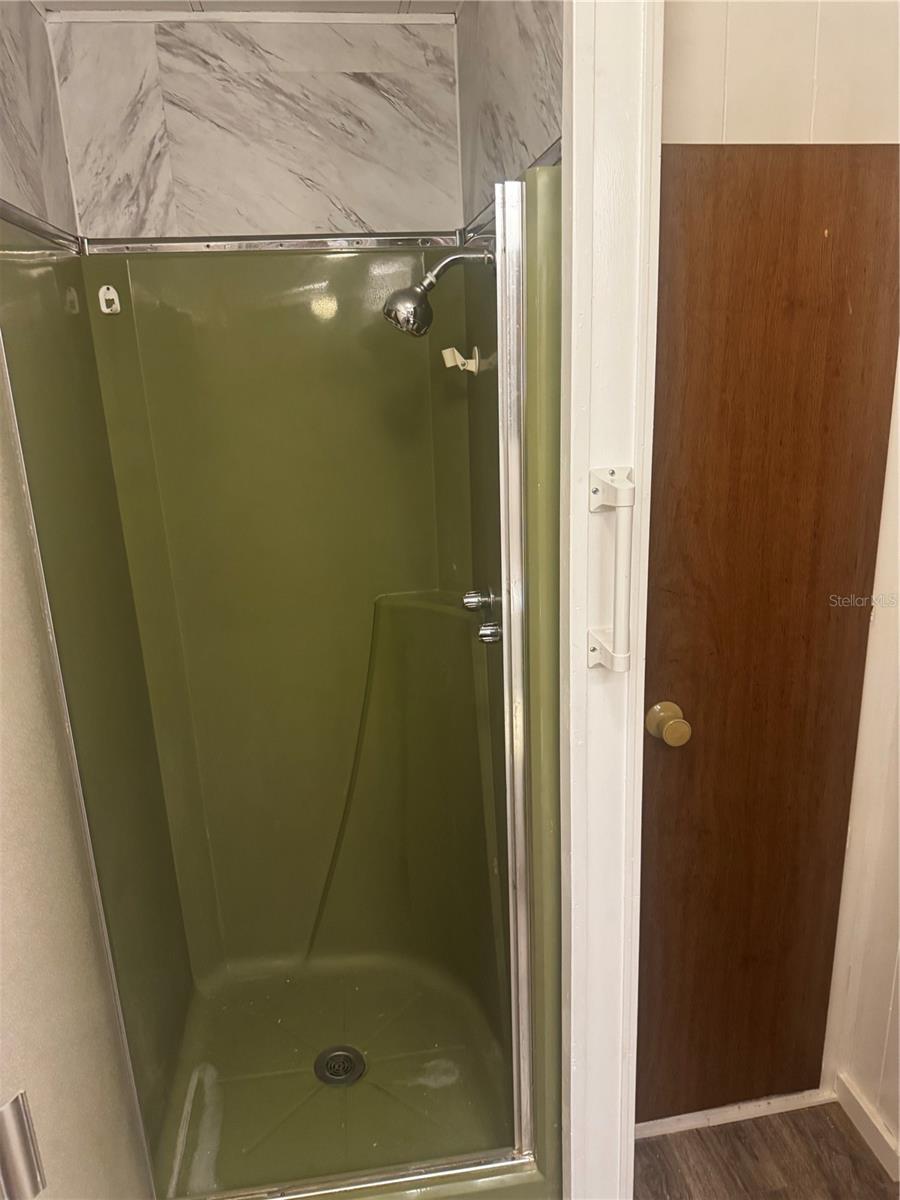 ACREAGE & UNREC - Residential