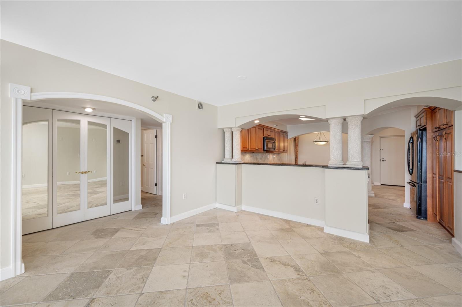 2413 BAYSHORE BOULEVARD 2004