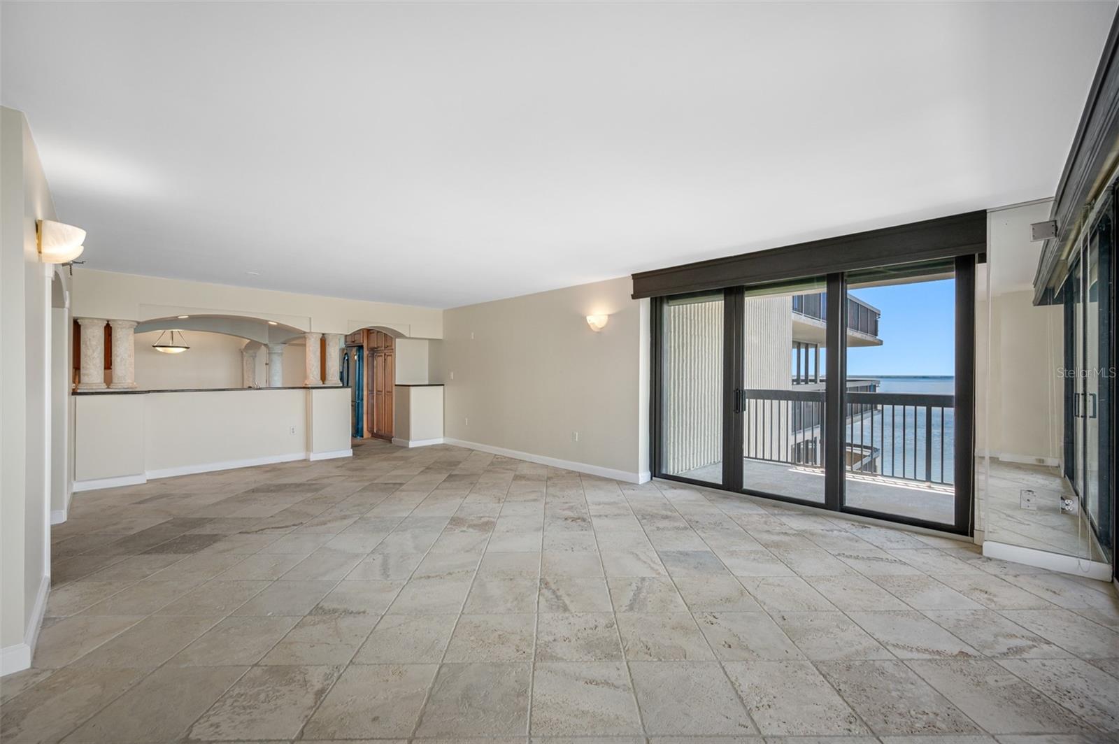 2413 BAYSHORE BOULEVARD 2004