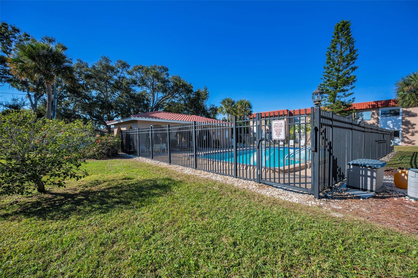 BEL-FOREST MANOR CONDO - Residential