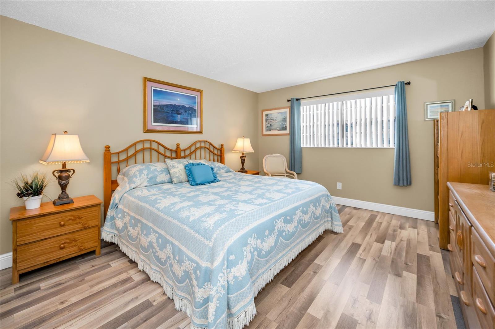 BEL-FOREST MANOR CONDO - Residential