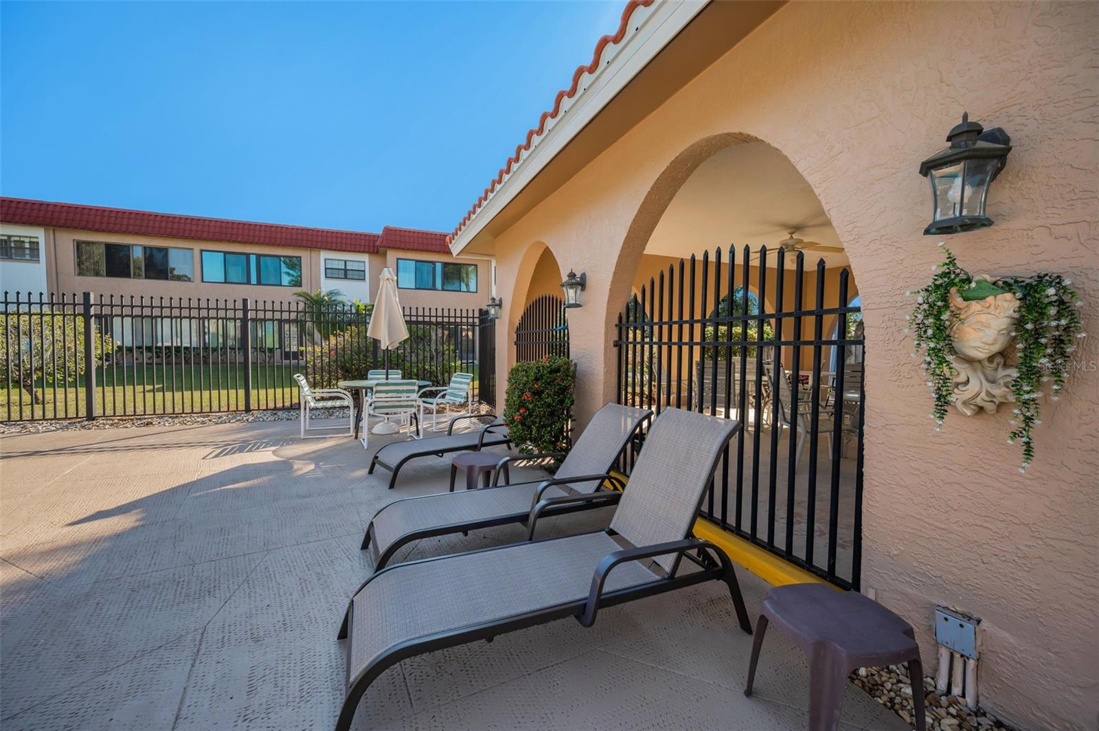 BEL-FOREST MANOR CONDO - Residential