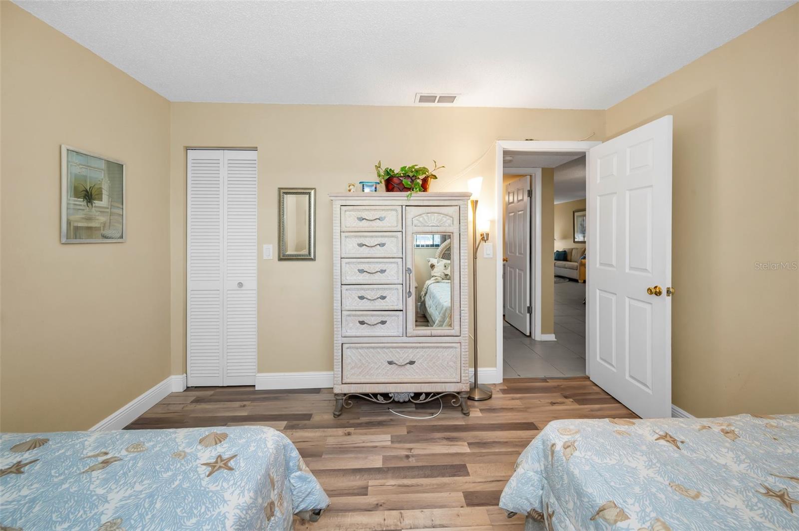 BEL-FOREST MANOR CONDO - Residential