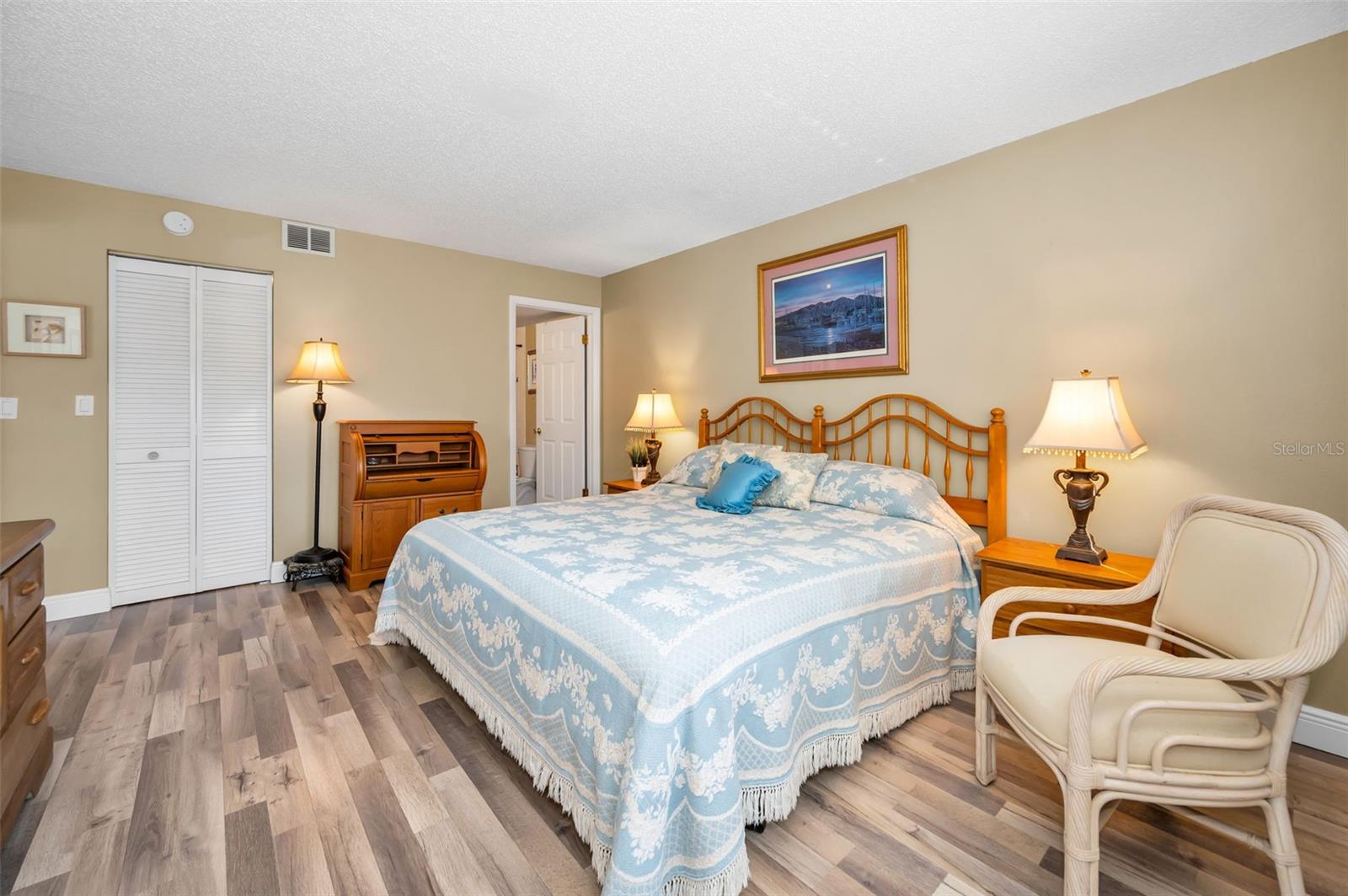 BEL-FOREST MANOR CONDO - Residential