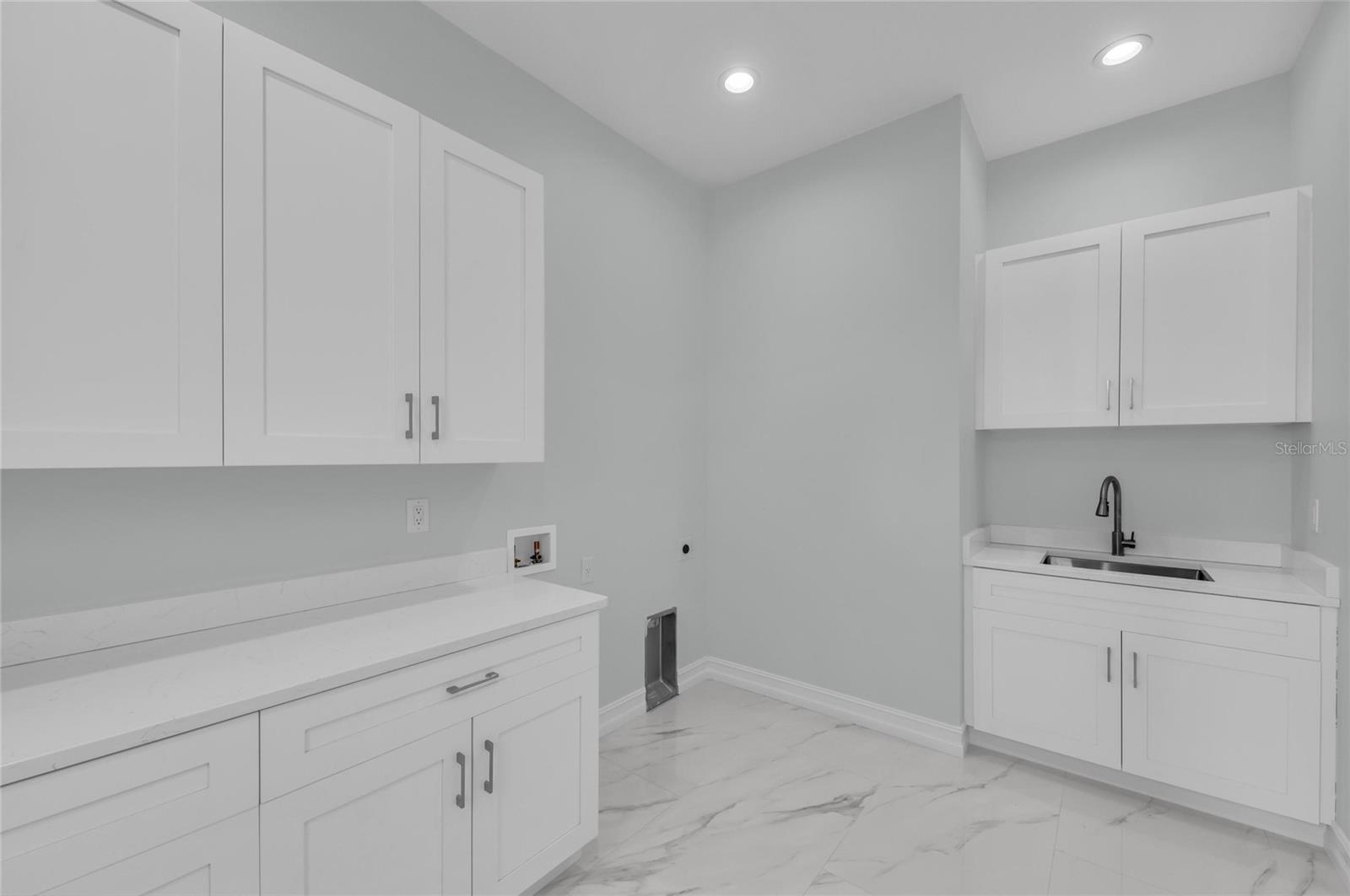 HRBR HEIGHTS - Residential