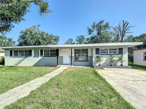 220 HILLSIDE DRIVE LAKELAND FL 33803