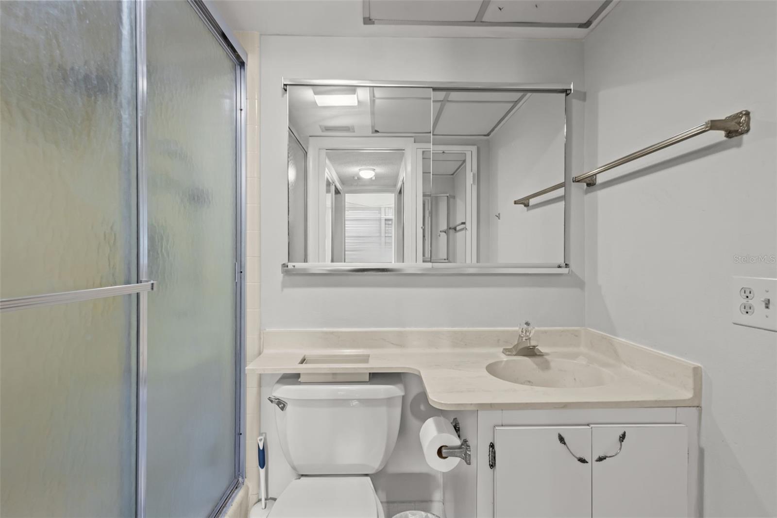 SEVILLE CONDO 3 - Residential