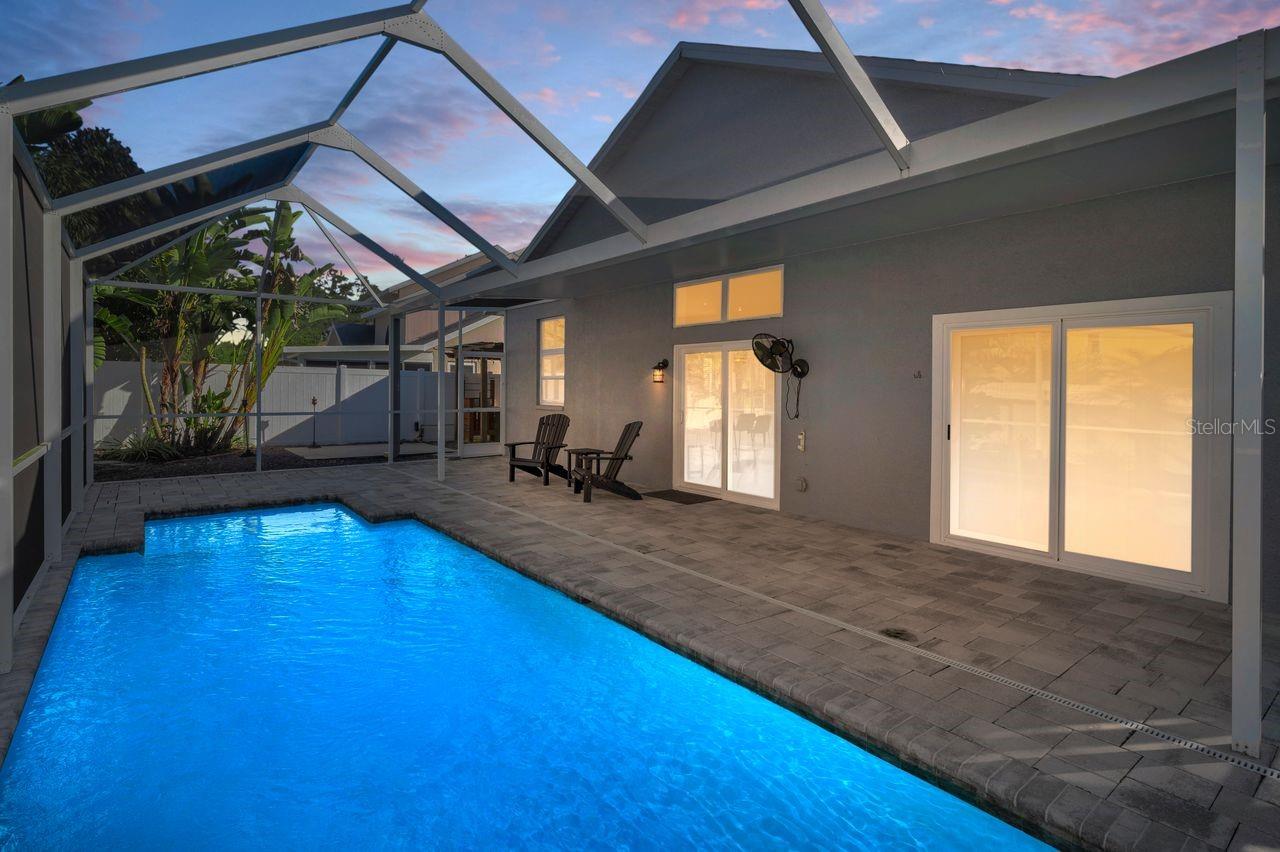 SUMMER LAKES - Residential