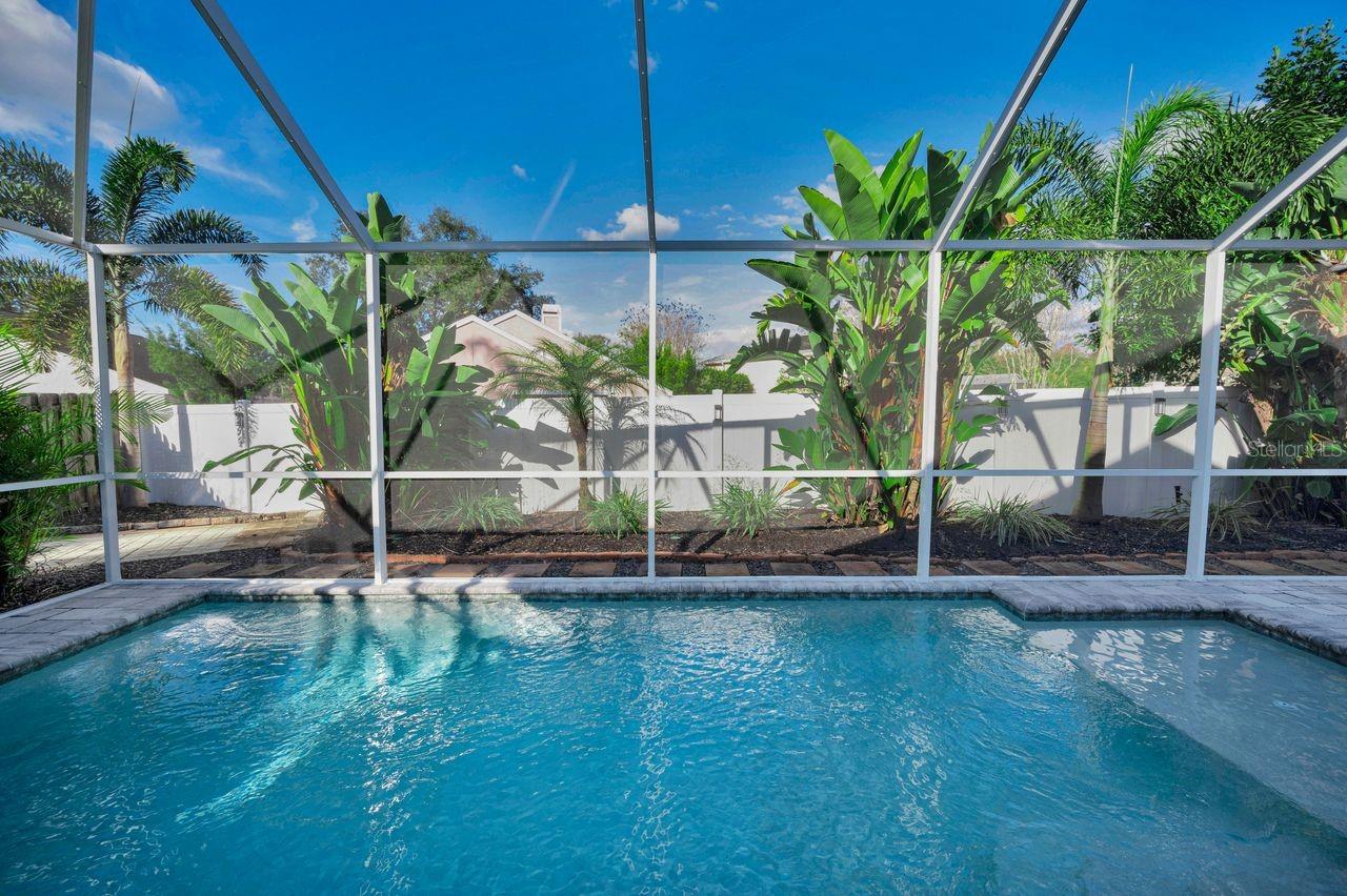 SUMMER LAKES - Residential