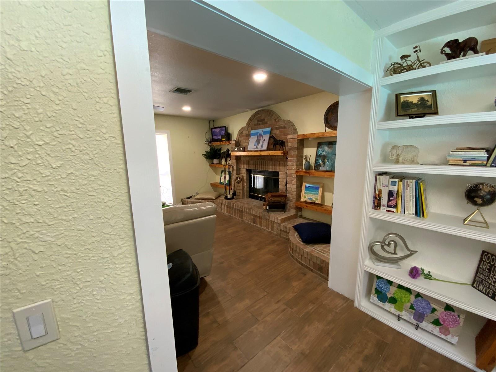 LAKEVIEW ACRES UNIT 01 - Residential