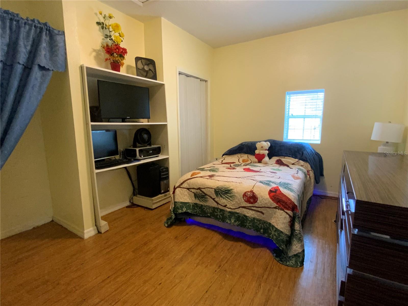 LAKEVIEW ACRES UNIT 01 - Residential