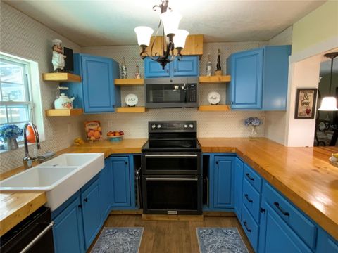 Tiny photo for 39742 Gella Way, Lady Lake, FL 32159 (MLS # G5105282)