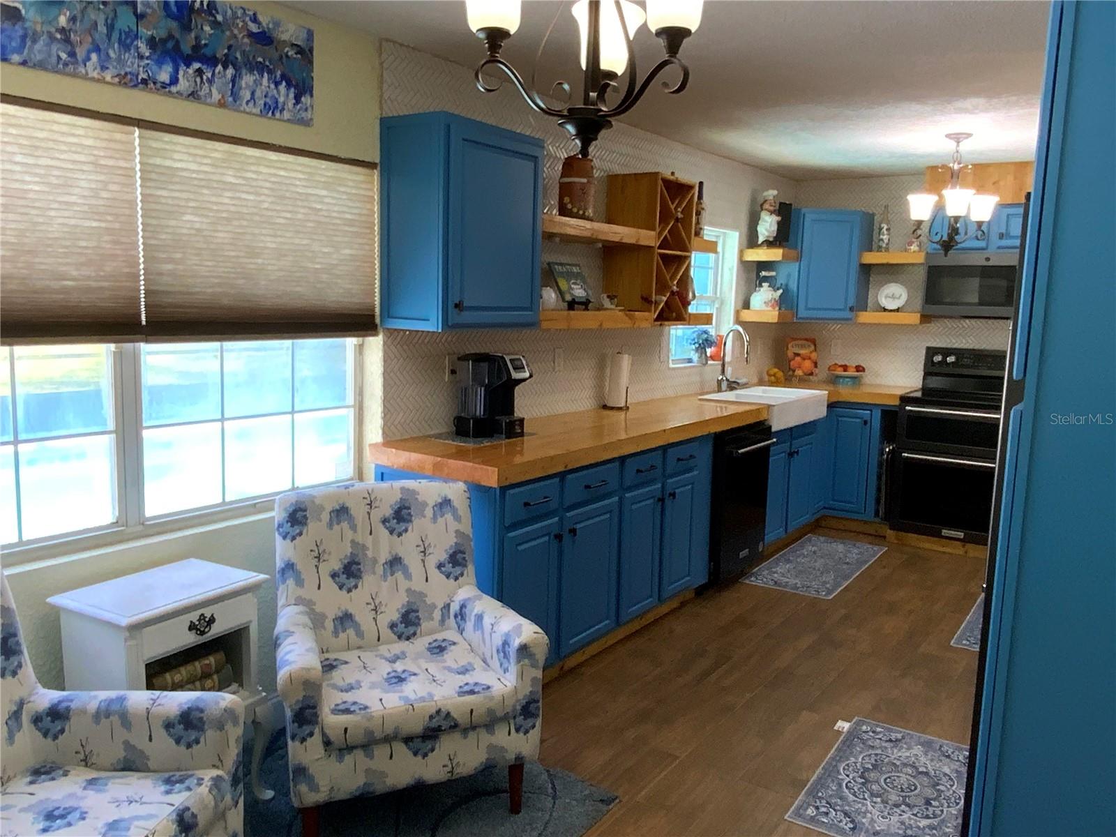 LAKEVIEW ACRES UNIT 01 - Residential