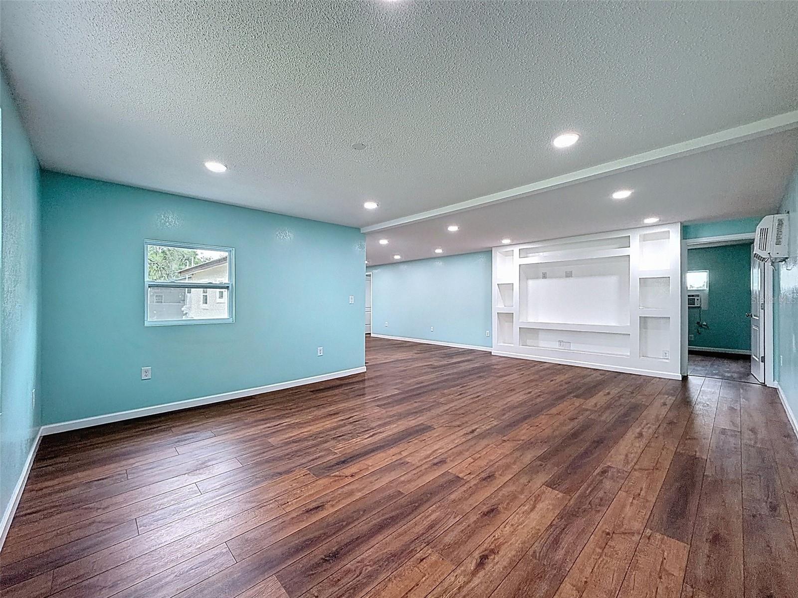 NORTHWOOD ACRES - Residential