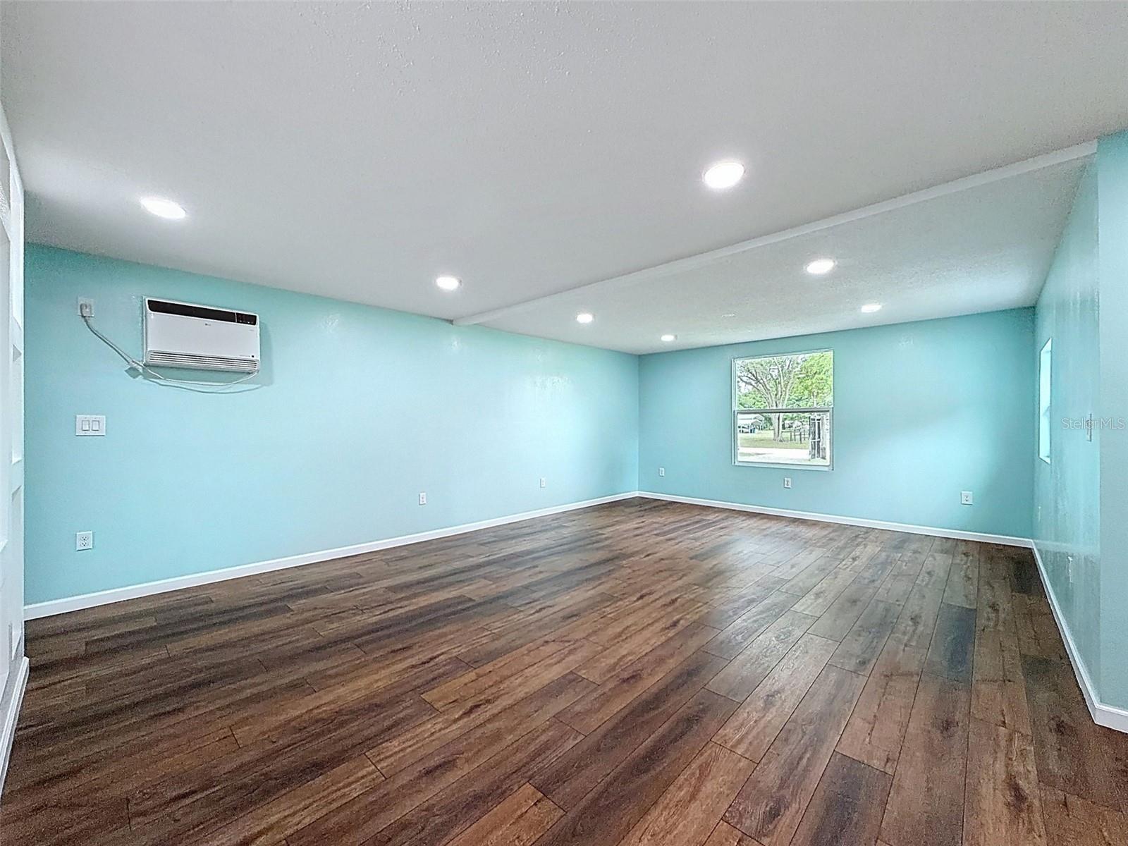 NORTHWOOD ACRES - Residential