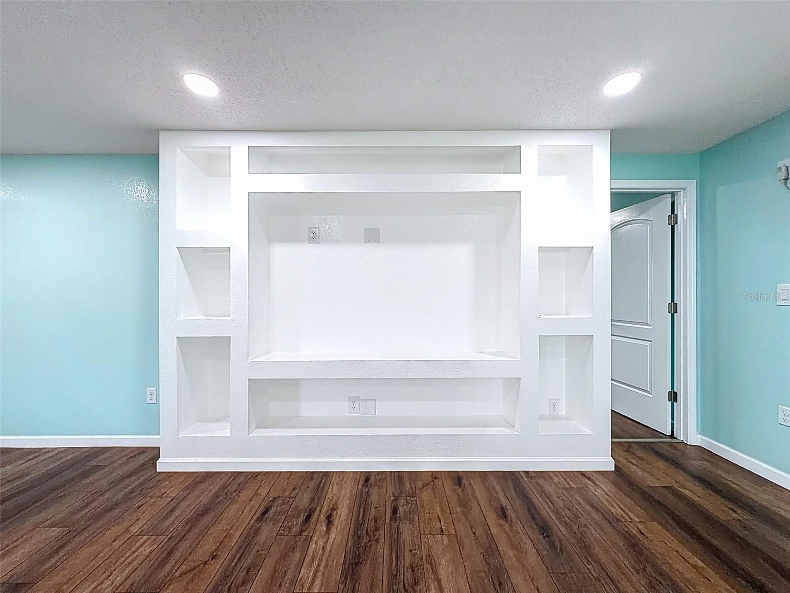 NORTHWOOD ACRES - Residential