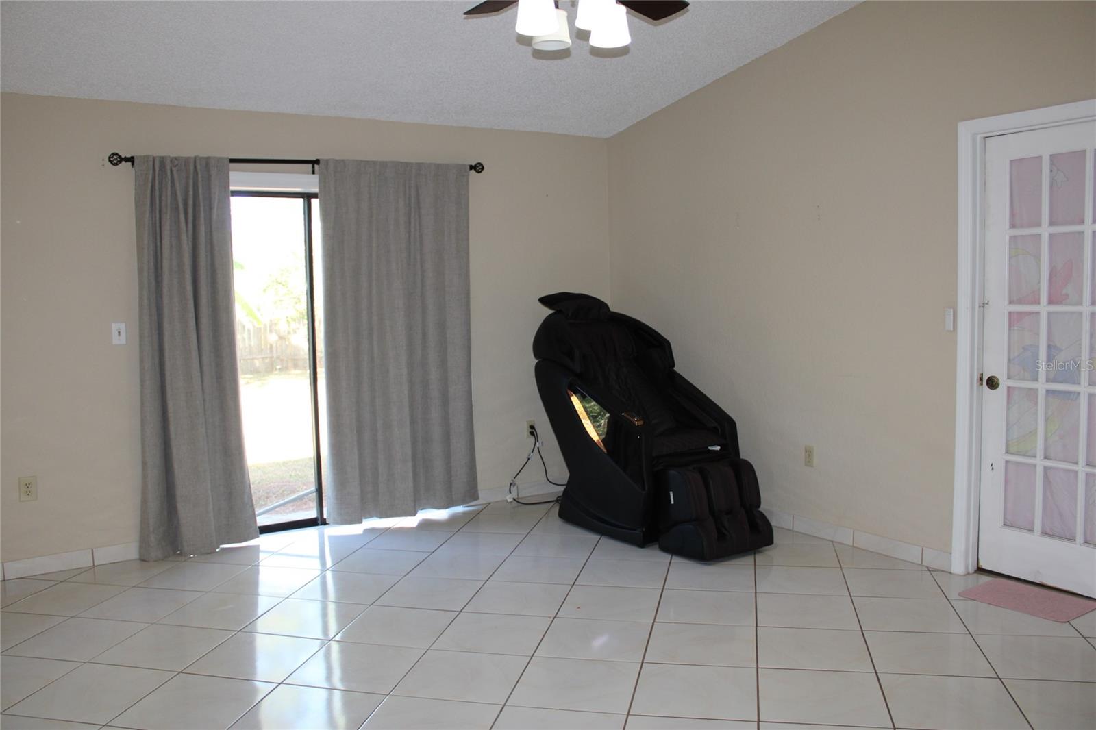 PINELLAS FARMS - Residential