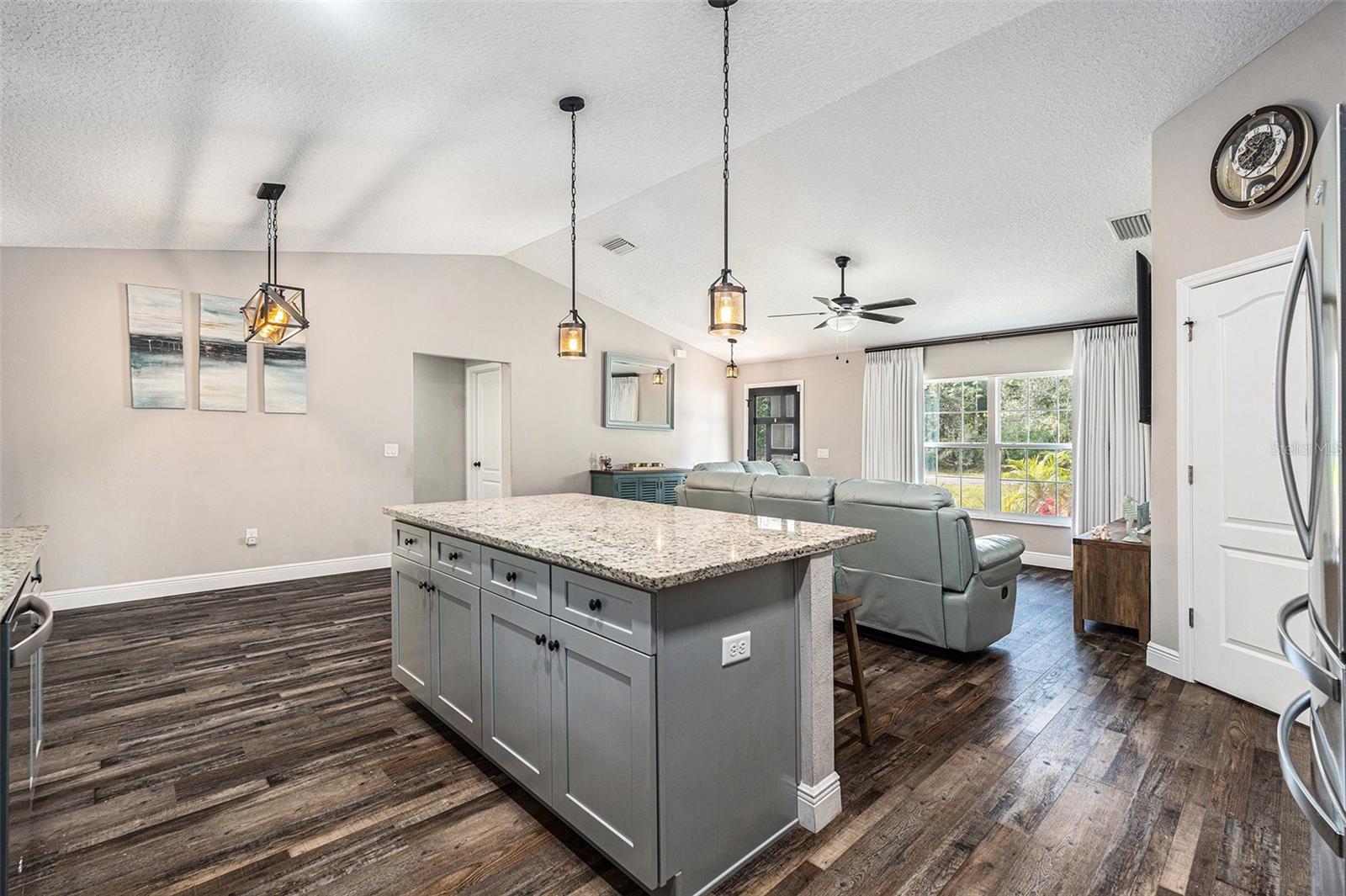 CITRUS SPGS UN 11 - Residential