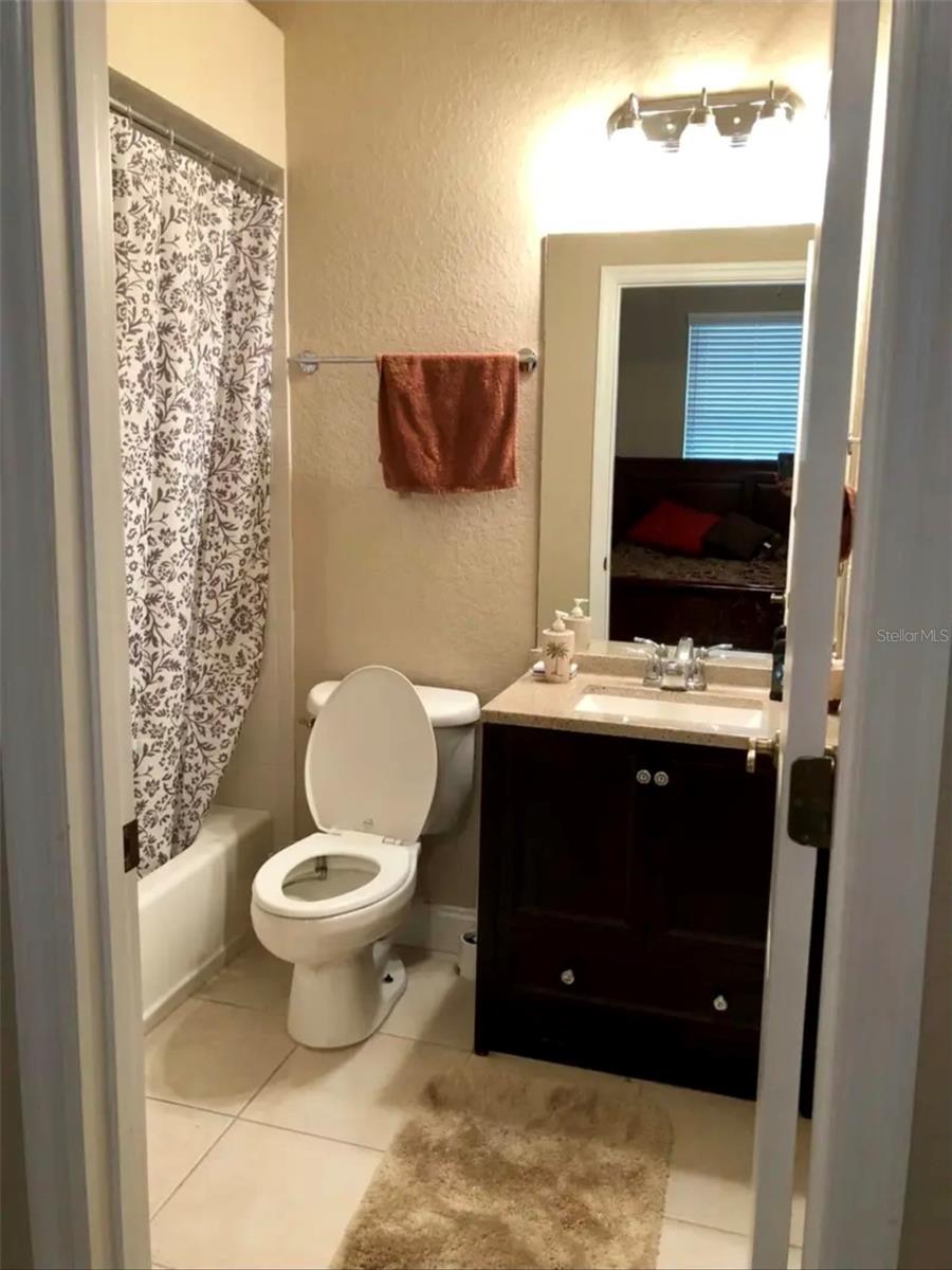 LAKE DEESON WOODS - Residential Lease