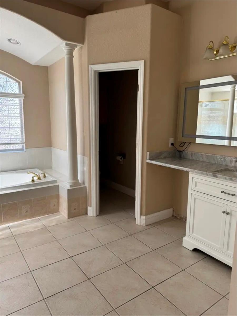 LAKE DEESON WOODS - Residential Lease