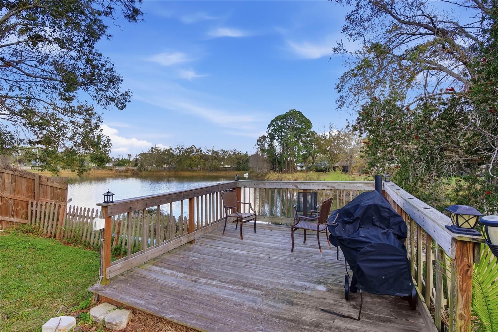 CARROLLWOOD MEADOWS UNIT V - Residential Lease