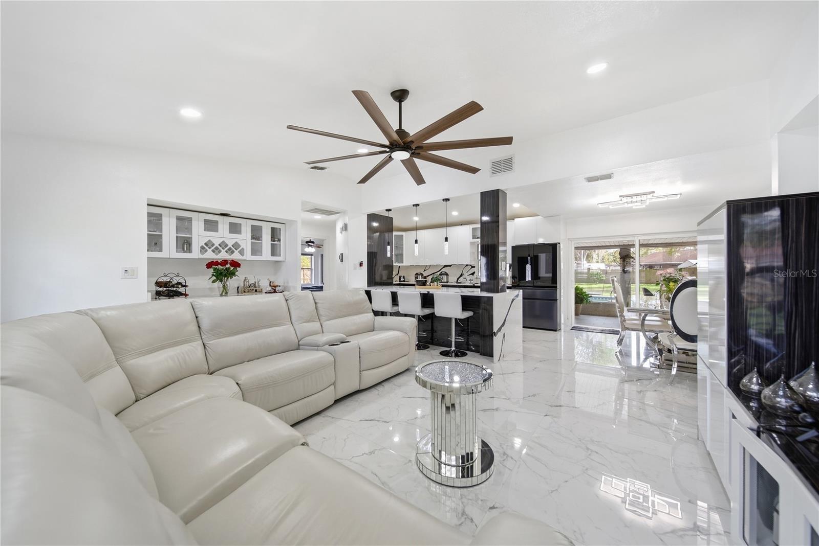 CARROLLWOOD MEADOWS UNIT V - Residential Lease