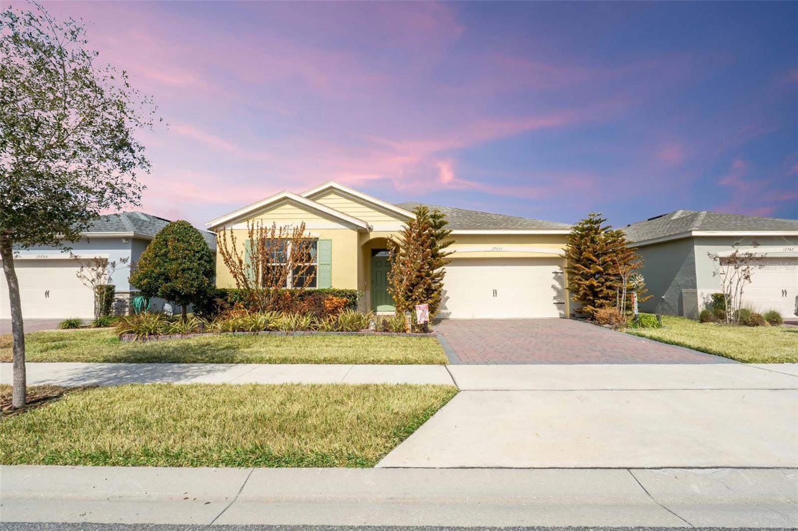 PALMS/SERENOA PH 3 - Residential