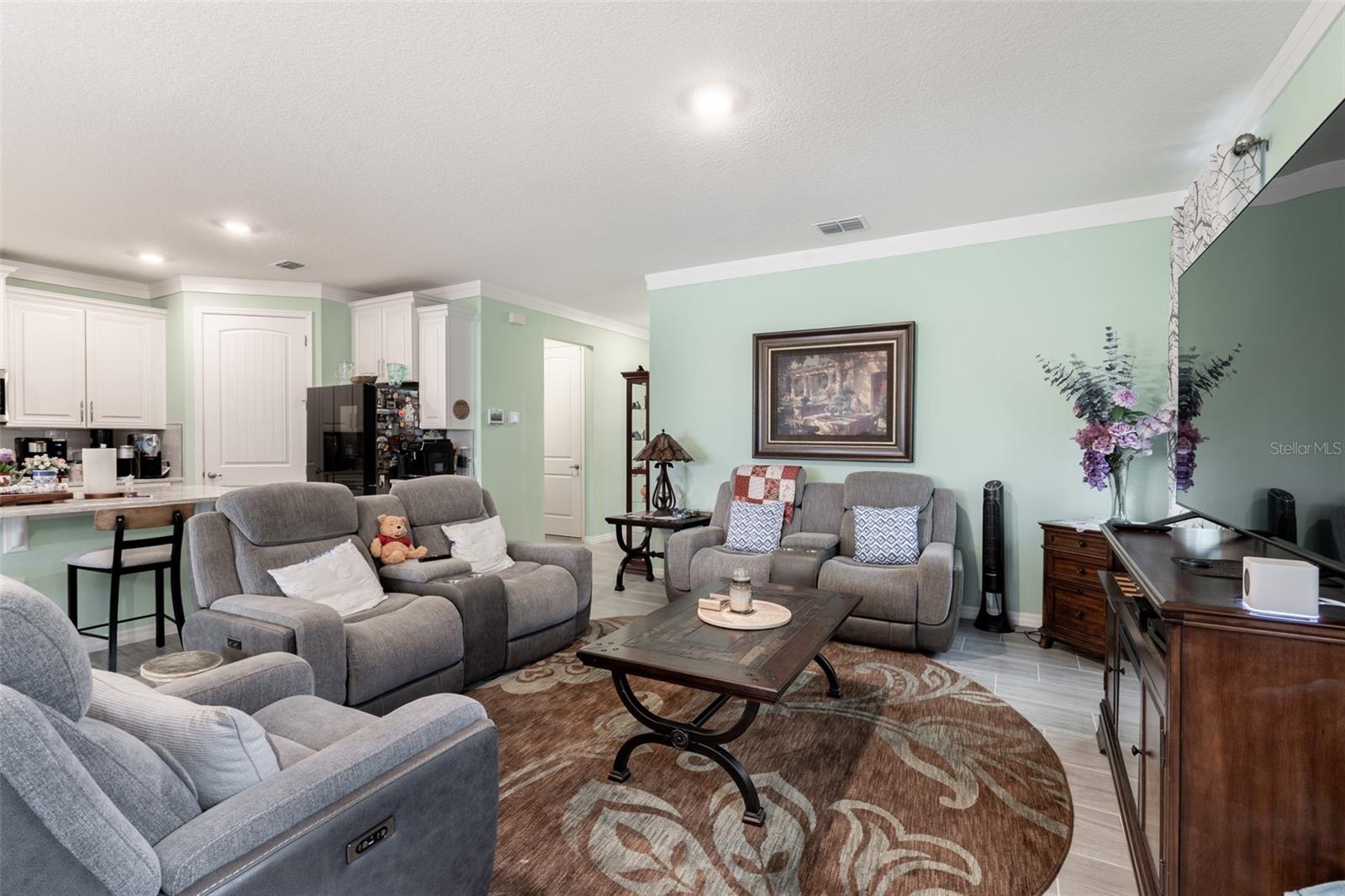 PALMS/SERENOA PH 3 - Residential