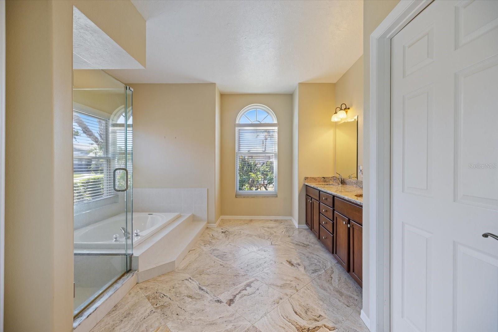 DEER CREEK - Residential