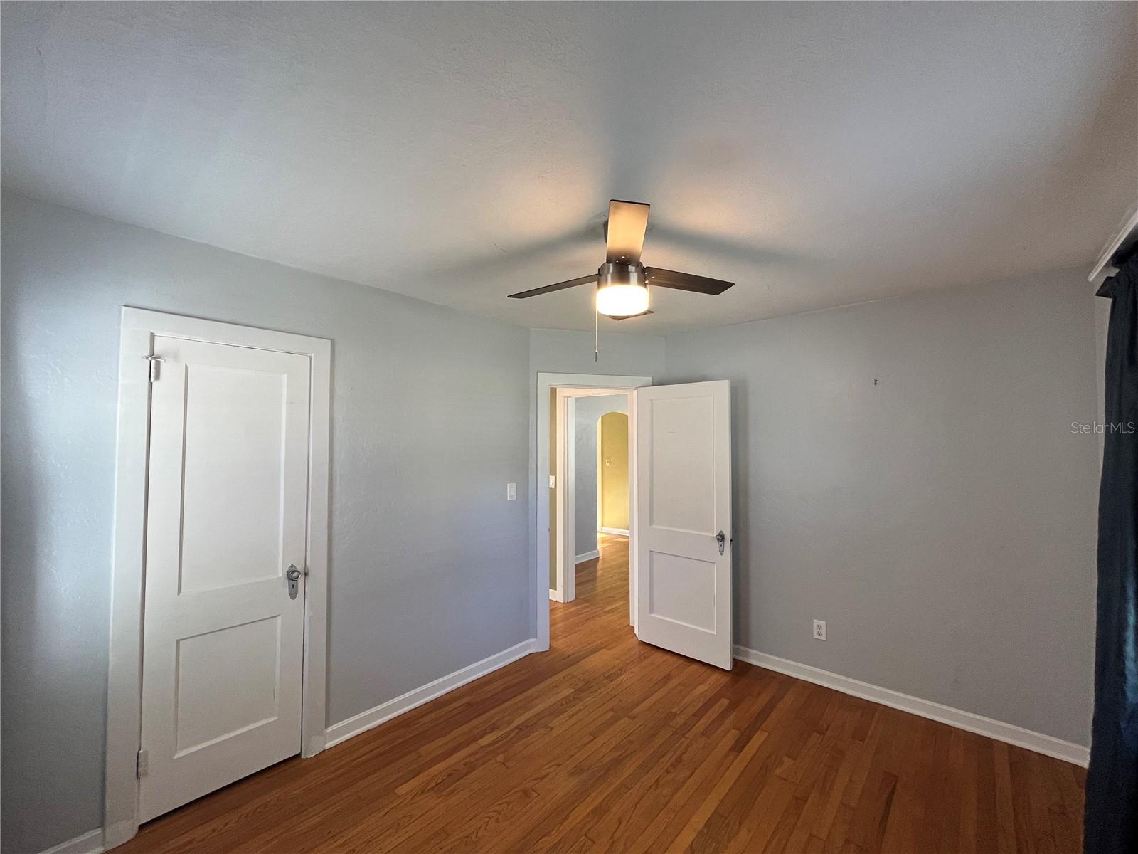 COLLEGE PARK FOURTH ADD - Residential Lease